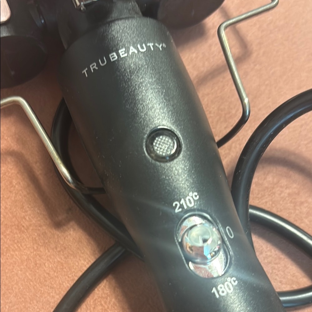Pink and Black Hair Styling Tool - Picture 2 of 5
